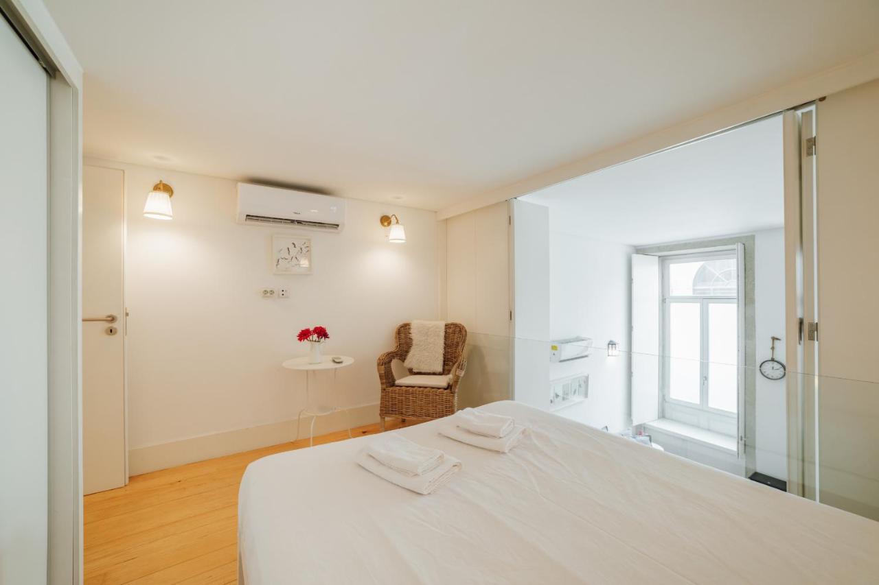 Historic & Sunny Mezzanine Bolhao By Vacationy Appartement Porto Buitenkant foto