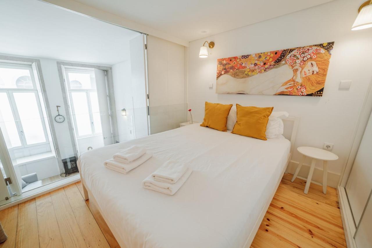 Historic & Sunny Mezzanine Bolhao By Vacationy Appartement Porto Buitenkant foto